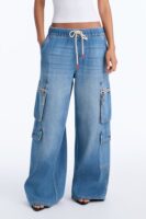 Pants in 82% cotton