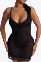 V-Neck Set in Black