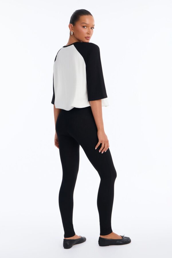 Contrast Leggings in Black and White