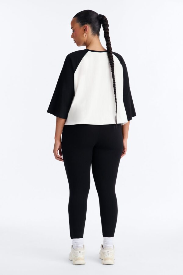 Contrast Leggings in Black and White