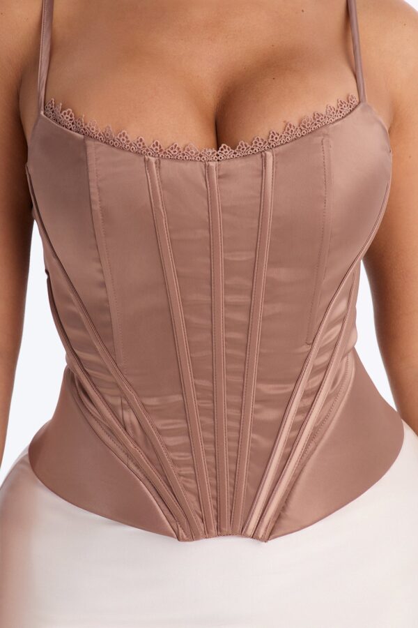 Top in Mocha 92% polyester