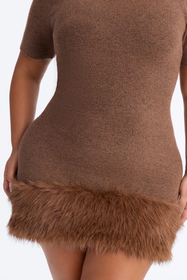 Dress in Brown 71% polyester