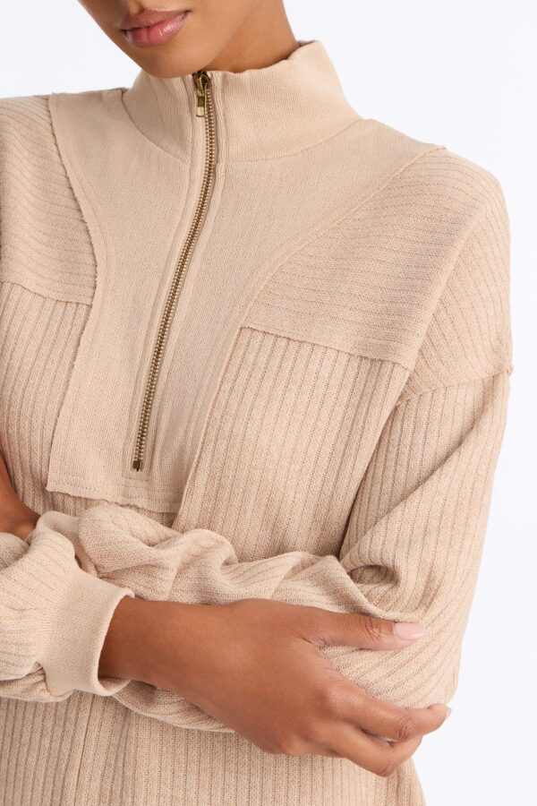 Romper in Nude 89% polyester