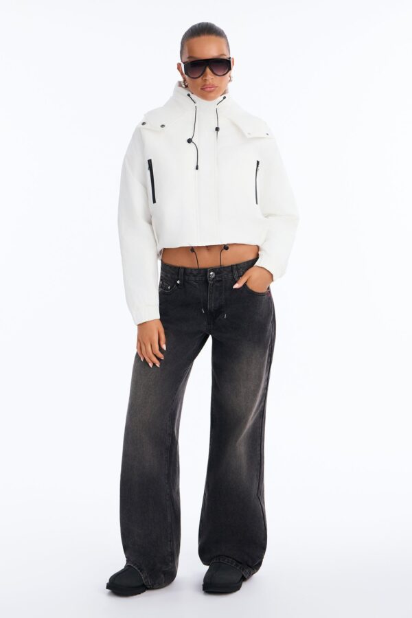 Jacket in White 100% polyester