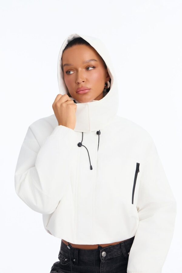 Jacket in White 100% polyester
