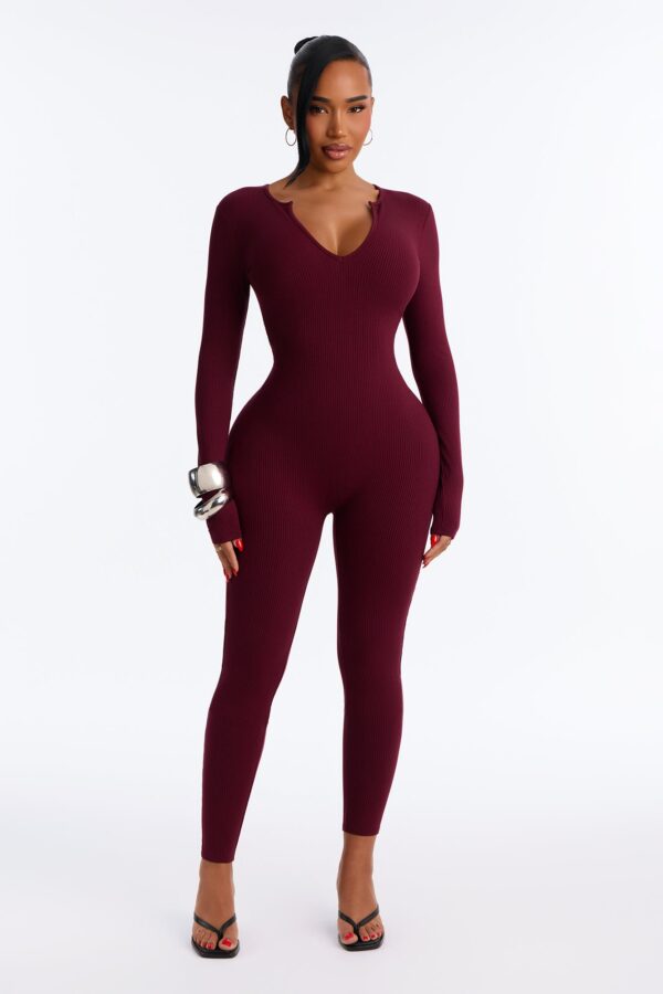Jumpsuit in Burgundy 86% rayon