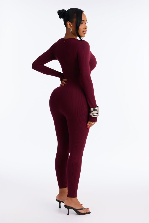 Jumpsuit in Burgundy 86% rayon