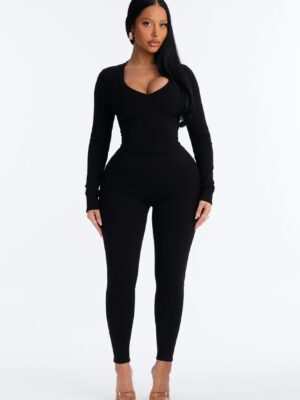 Jumpsuit in Black 88% rayon