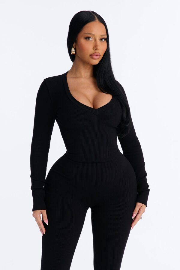 Jumpsuit in Black 88% rayon