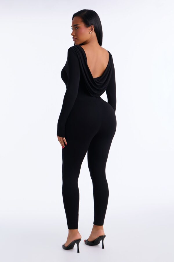 Jumpsuit in Black 95% rayon