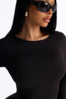 Piece in Black 80% polyester