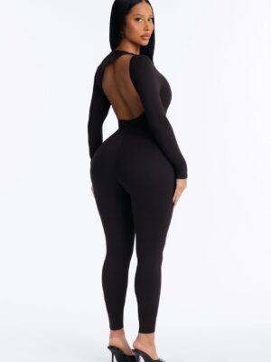 Piece in Black 80% polyester