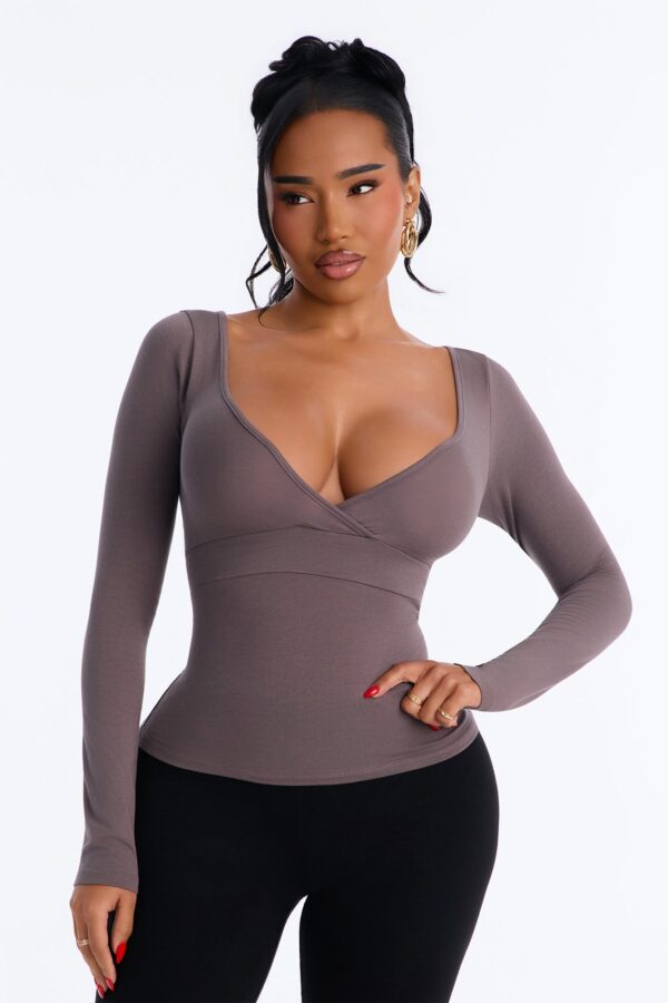 V-Neck T-shirt in Gray
