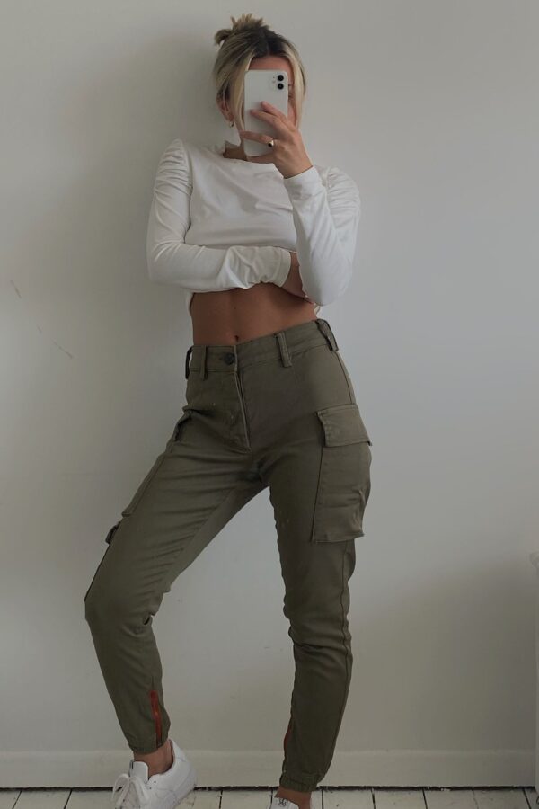 Pants in Olive 98% cotton