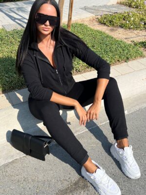 Pants in Black 60% polyester