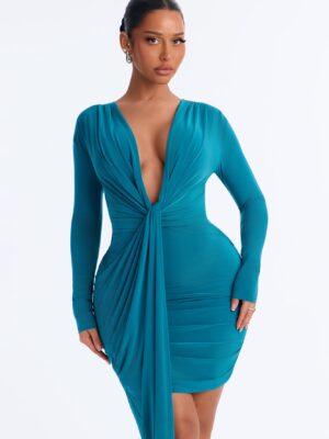 Dress in 96% polyester