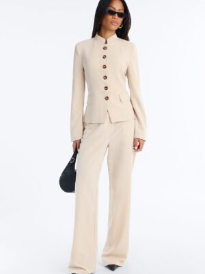 Blazer in Cream 75% polyester