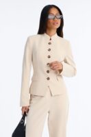 Blazer in Cream 75% polyester