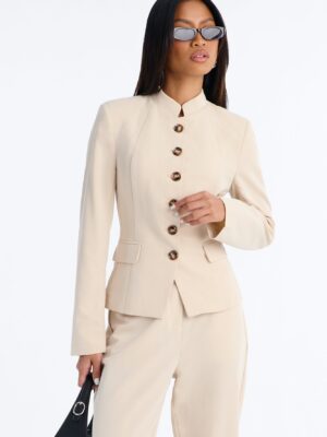 Blazer in Cream 75% polyester