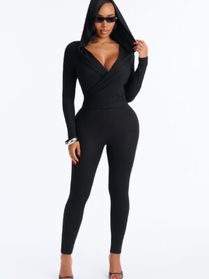 Jumpsuit in Black 80% polyester
