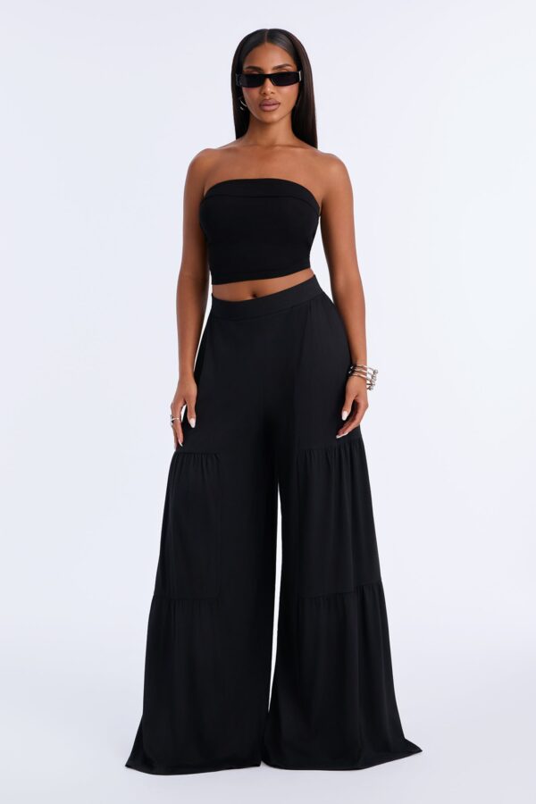 Pants in Black 95% polyester and 5% spandex