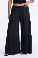 Pants in Black 95% polyester and 5% spandex