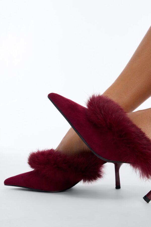 Suede Piece in Wine