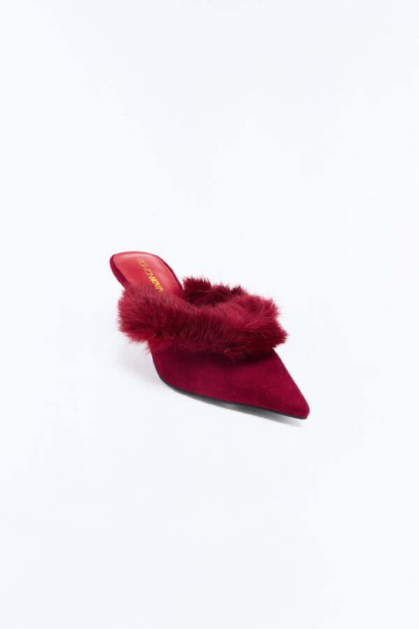 Suede Piece in Wine