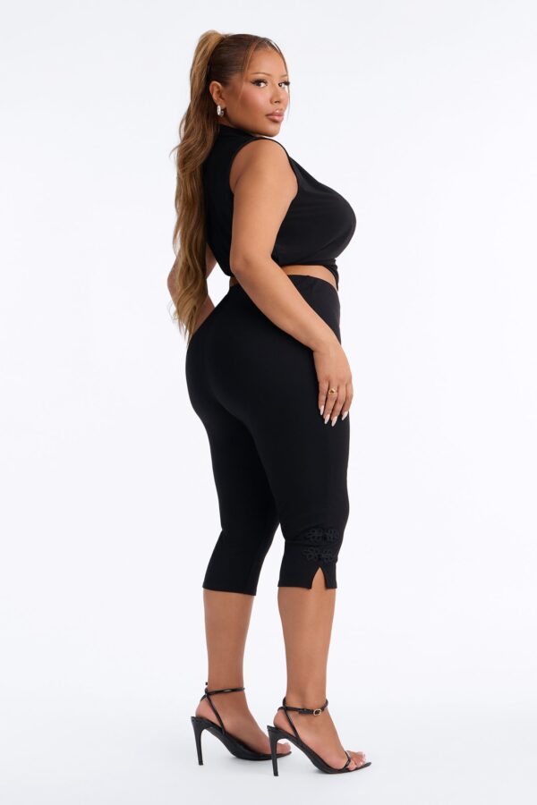 Pants in Black 68% rayon