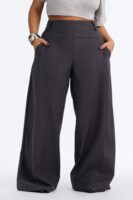 Pants with a pleated
