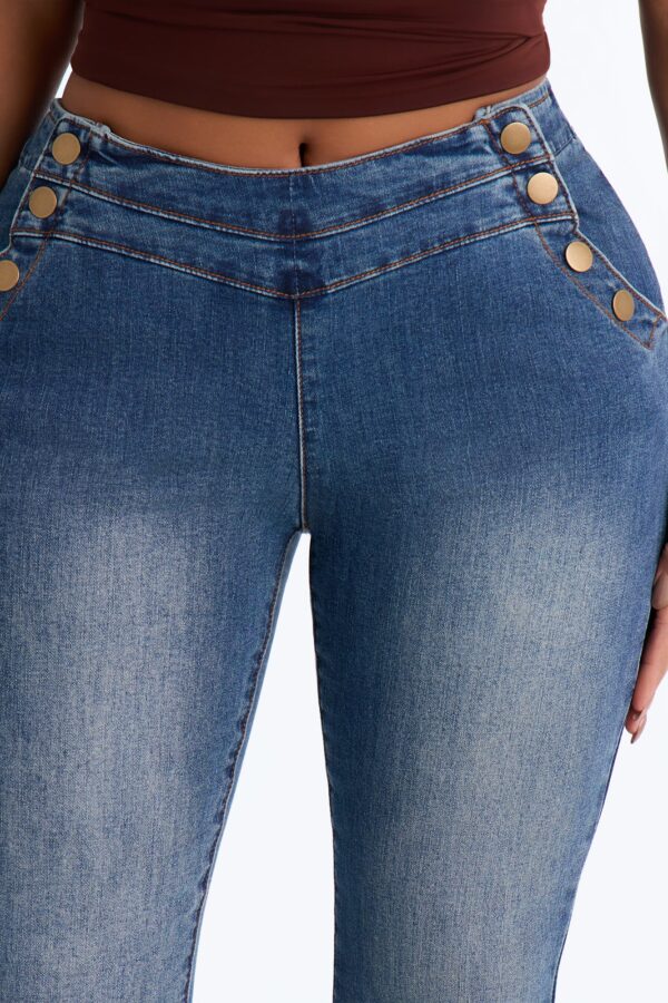 Diva On Duty Low Rise Flare Jeans - Vintage Wash