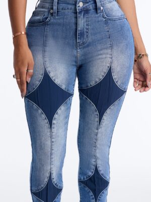 Pants with contrast