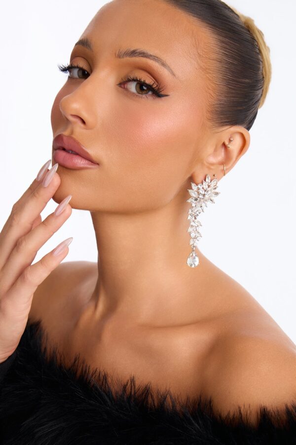 Dazzle Me Rhinestone Drop Earrings - Silver