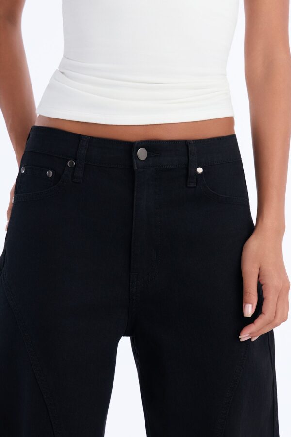 Pants in Black 80% cotton
