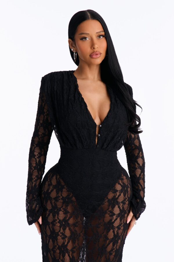 Dress in Black 90% nylon
