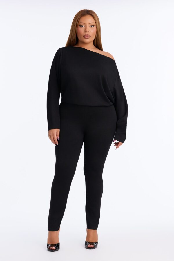 Jumpsuit in Black 50% rayon