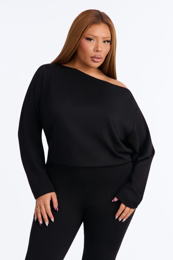 Jumpsuit in Black 50% rayon