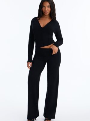 Sweater in Black 50% viscose