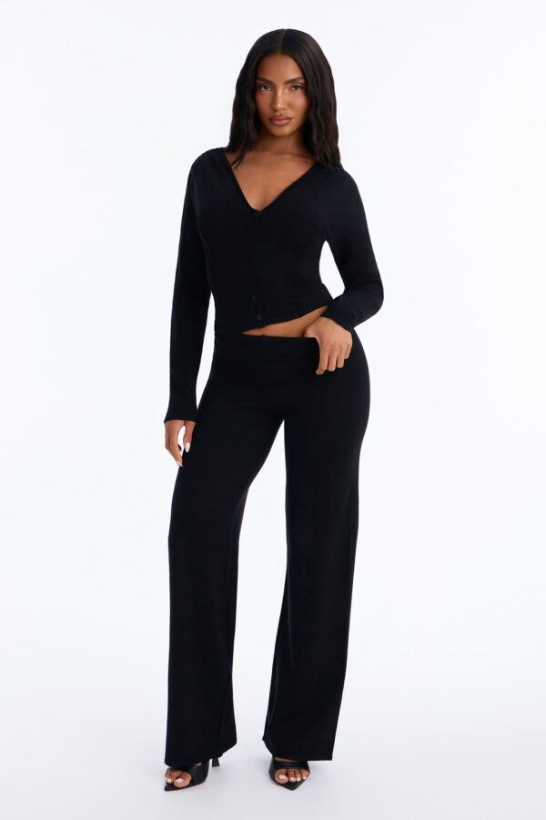 Sweater in Black 50% viscose