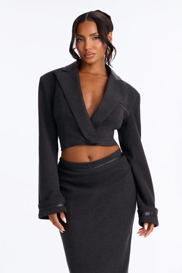 Skirt in Charcoal 80% polyester