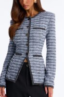 Blazer with a wide leg