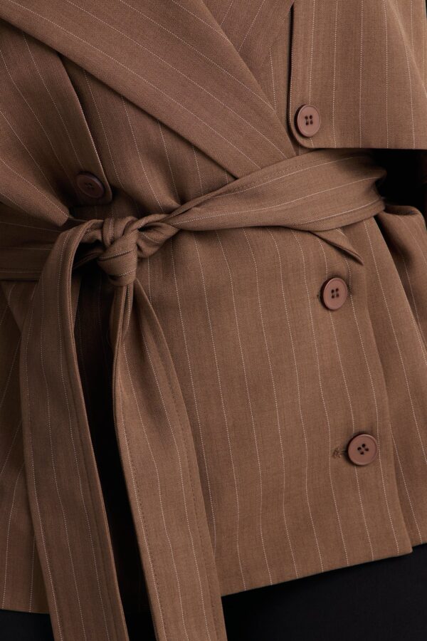 Jacket in Brown 92% polyester