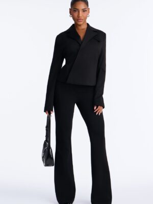 Blazer in Black 60% rayon
