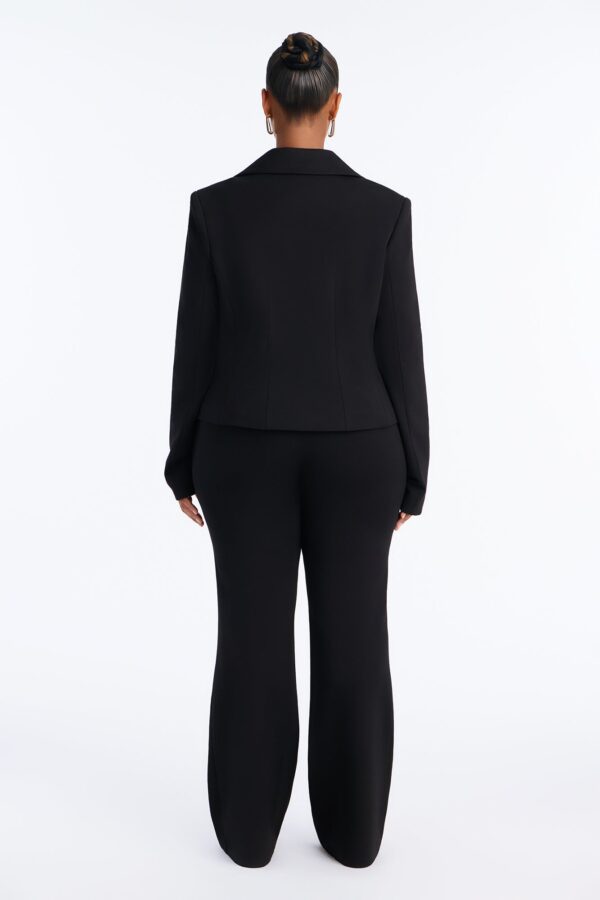 Blazer in Black 60% rayon