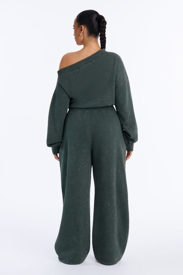 Jumpsuit with one shoulder