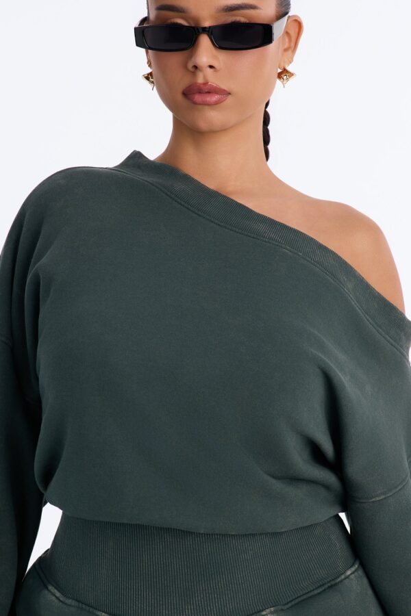 Jumpsuit with one shoulder