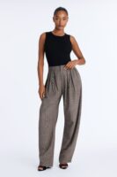 Pants in Brown 70% polyester