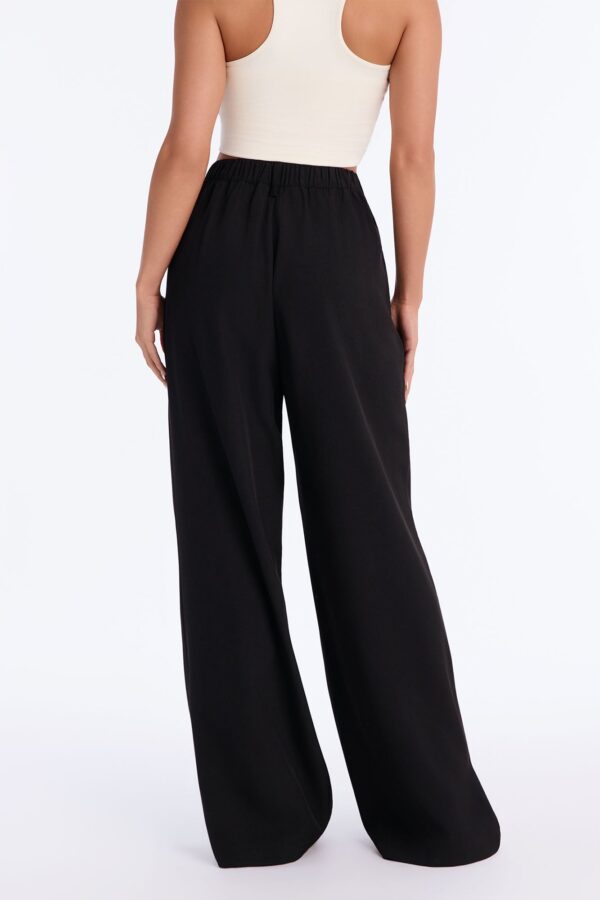 Pants in Black 97% polyester