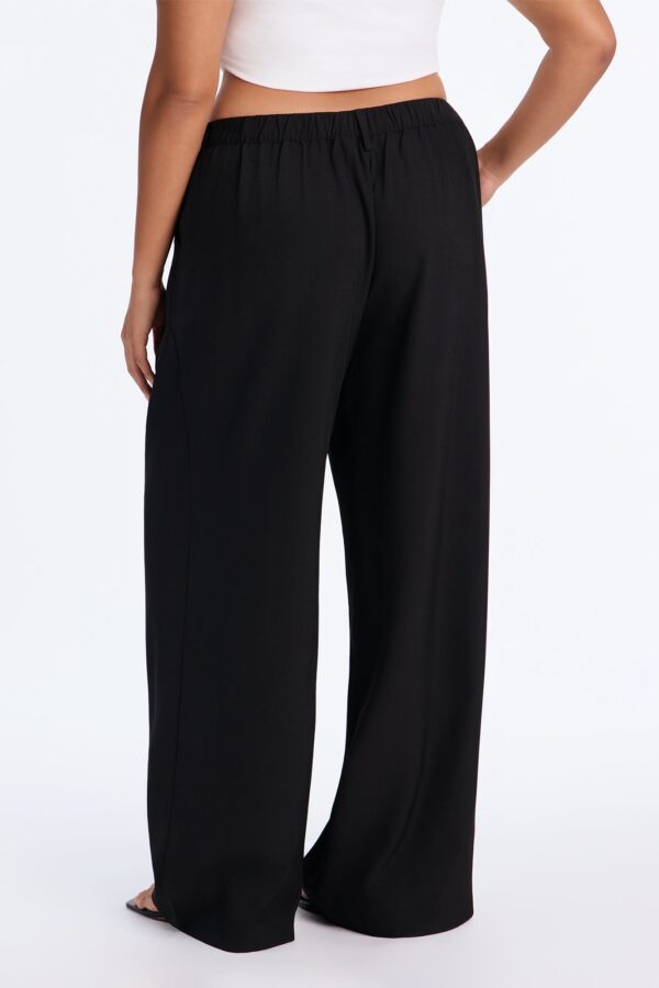 Pants in Black 97% polyester