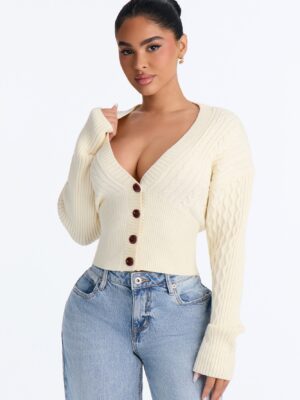 Cardigan in Ivory 50% viscose